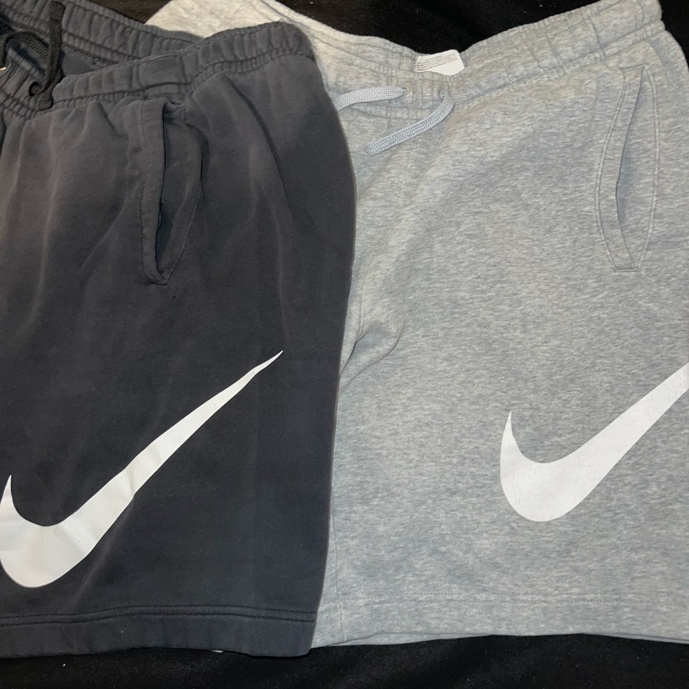Bundle of 2 Nike Sweatshorts